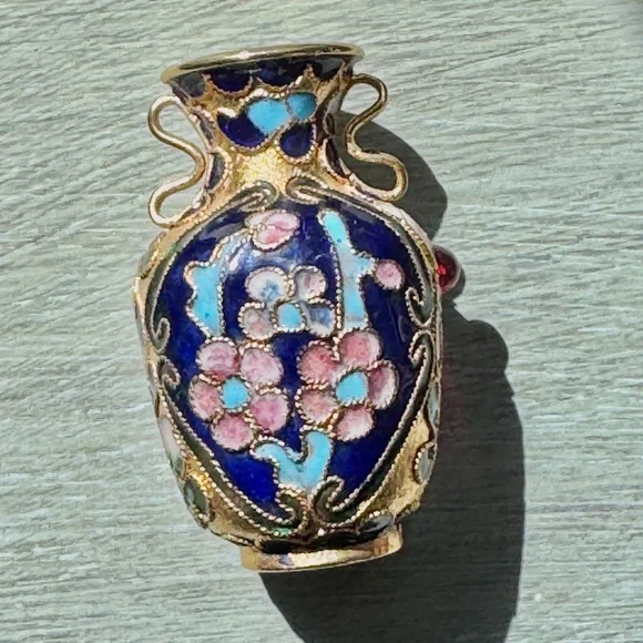 Vintage Cloisonne Miniature Vase Gold Trim Colorful Decorative Collector Item - Picture 1 of 7